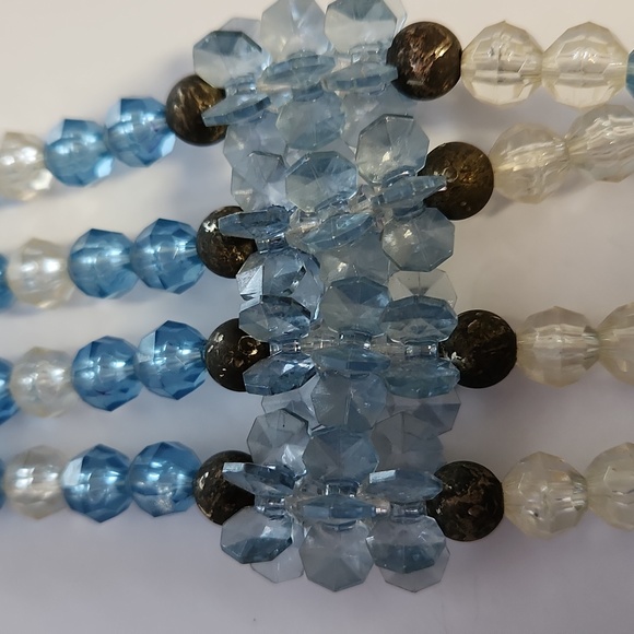 Unique vintage beaded plant hanger; see bead closeups - Picture 8 of 9